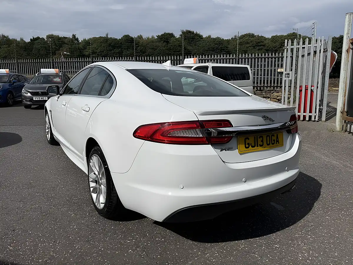 Used 2013 Jaguar Xf Sport White - Interior and Exterior details 8
