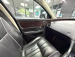 Used 2013 Jaguar Xj Portfolio Silver - Interior and Exterior details 10