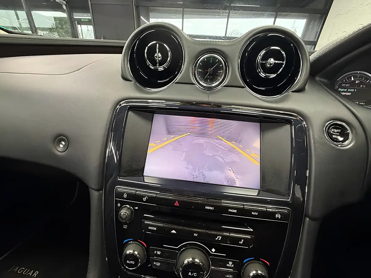 Used 2013 Jaguar Xj Portfolio Silver - Interior and Exterior details 12