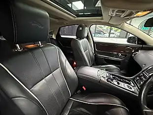 Used 2013 Jaguar Xj Portfolio Silver - Interior and Exterior details 17
