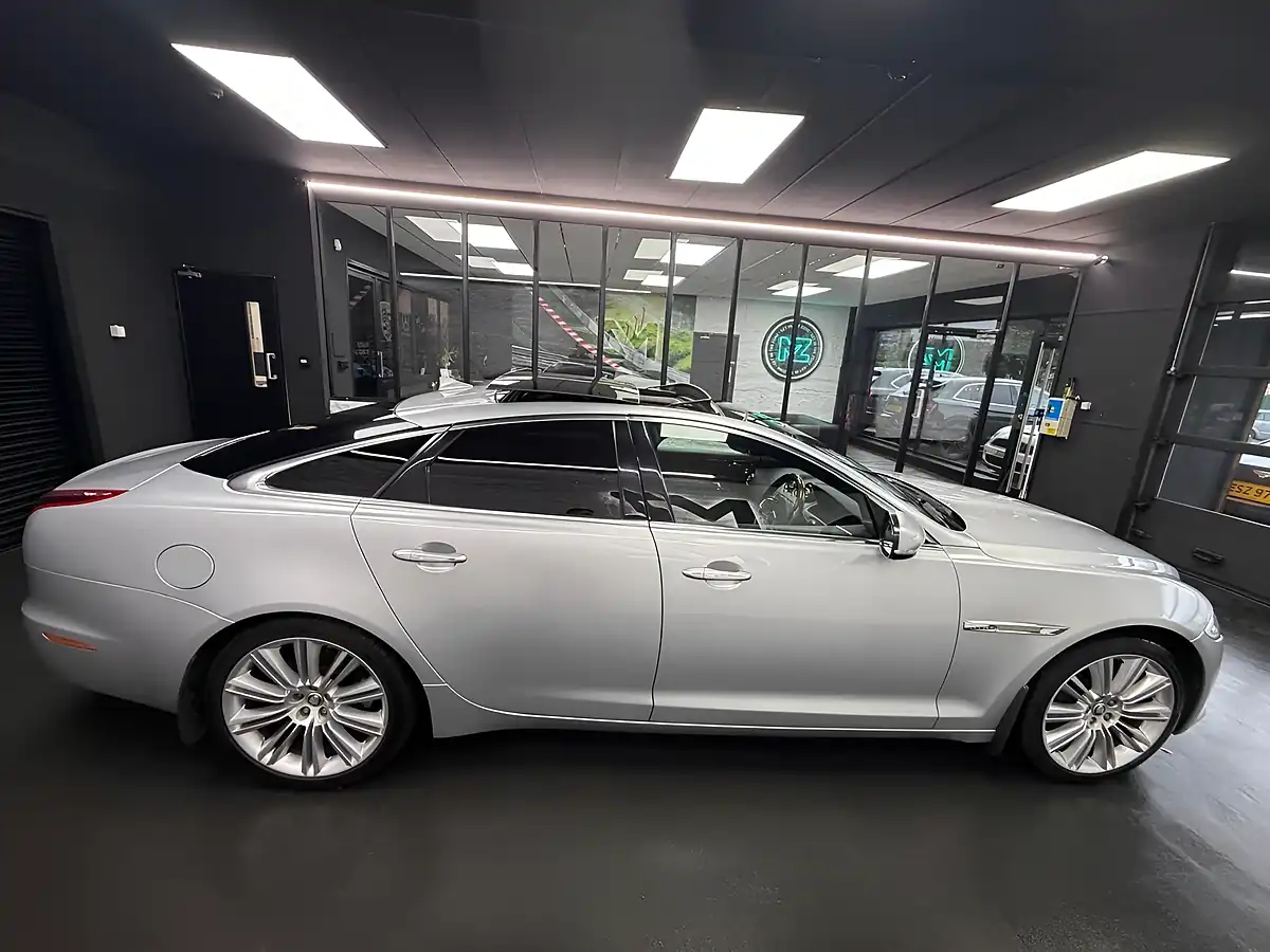 Used 2013 Jaguar Xj Portfolio Silver - Interior and Exterior details 4