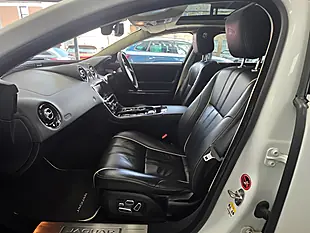 Used 2013 Jaguar Xj Portfolio White - Interior and Exterior details 16
