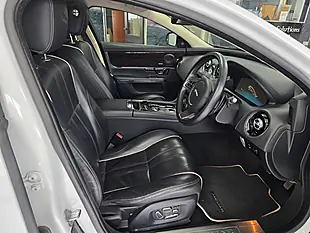 Used 2013 Jaguar Xj Portfolio White - Interior and Exterior details 7