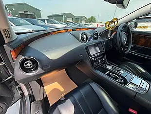 Used 2013 Jaguar Xj Premium Luxury Grey - Interior and Exterior details 13