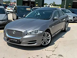 Used 2013 Jaguar Xj Premium Luxury Grey - Interior and Exterior details 6