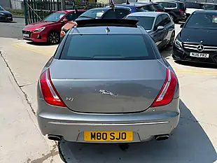 Used 2013 Jaguar Xj Premium Luxury Grey - Interior and Exterior details 9