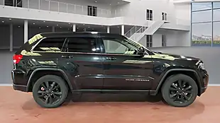 Used 2013 Jeep Grand Cherokee S Limited Black - Interior and Exterior details 5