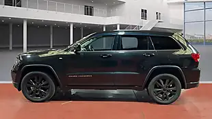 Used 2013 Jeep Grand Cherokee S Limited Black - Interior and Exterior details 6
