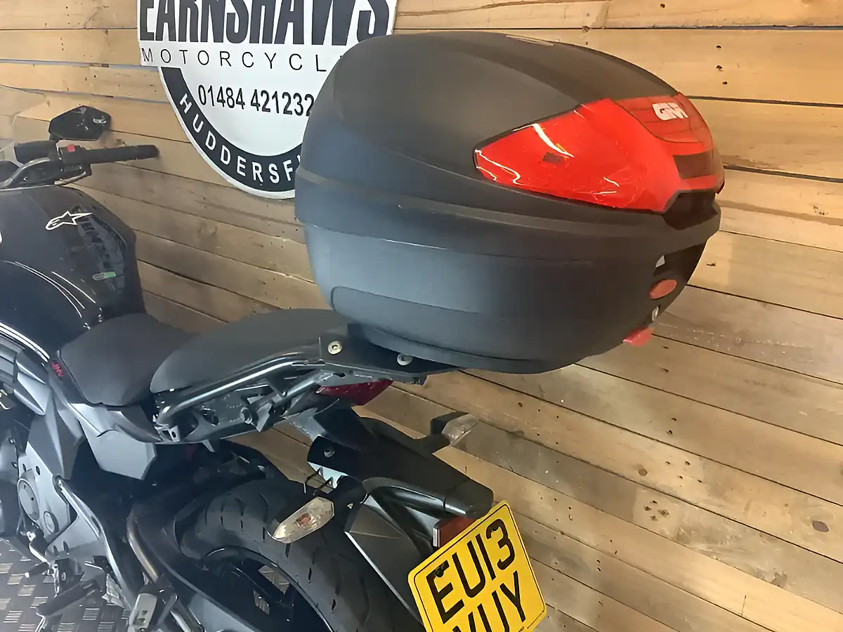 Used 2013 Kawasaki ER-6 Black - Interior and Exterior details 11