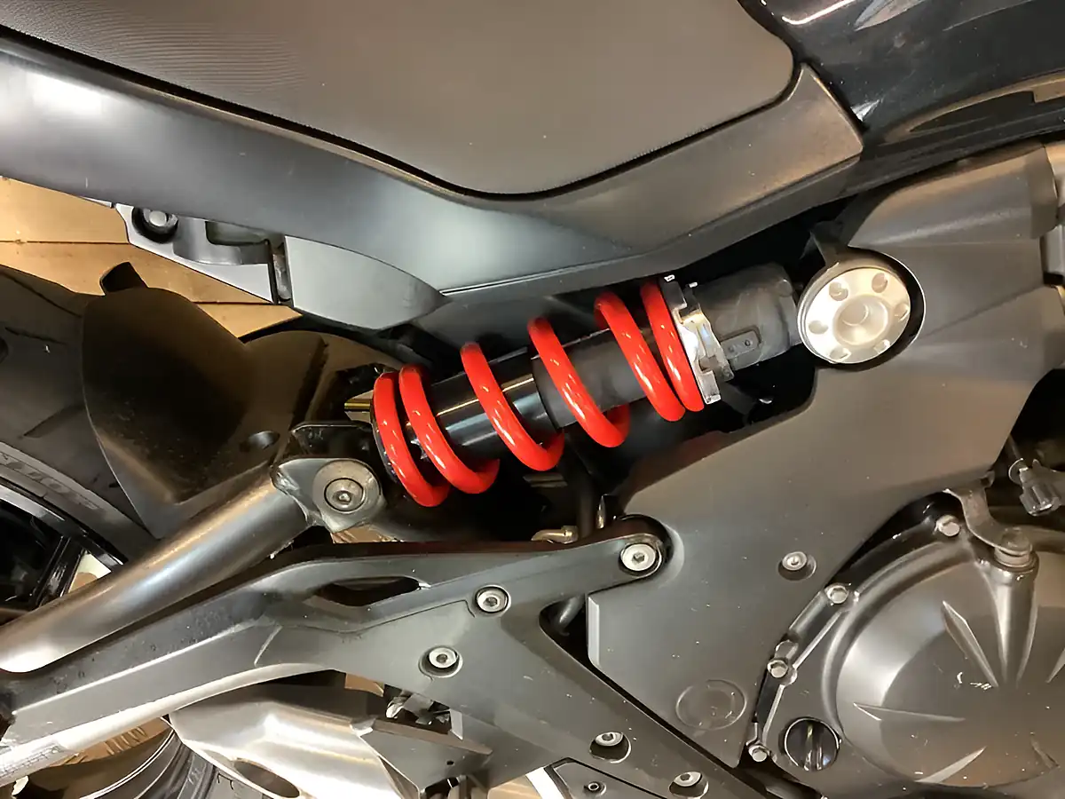 Used 2013 Kawasaki ER-6 Black - Interior and Exterior details 13