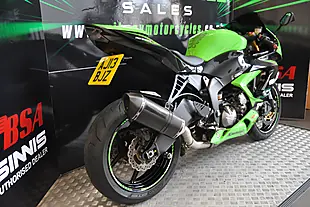 Used 2013 Kawasaki ZX636-R Wibsey Motorcycles Green - Interior and Exterior details 12