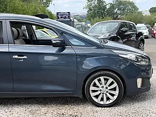 Used 2013 Kia Carens Ecodynamics 3 Blue - Interior and Exterior details 9