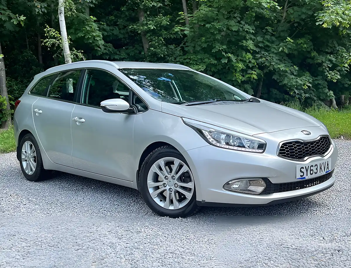 Used 2013 Kia Ceed Ceed 2 Ecodynamics Silver Storm - Front View