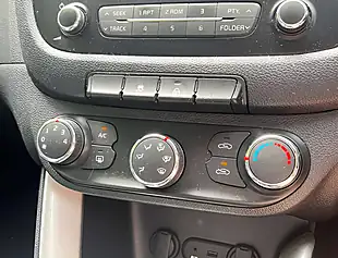 Used 2013 Kia Ceed Ceed 2 Ecodynamics Silver Storm - Interior and Exterior details 16