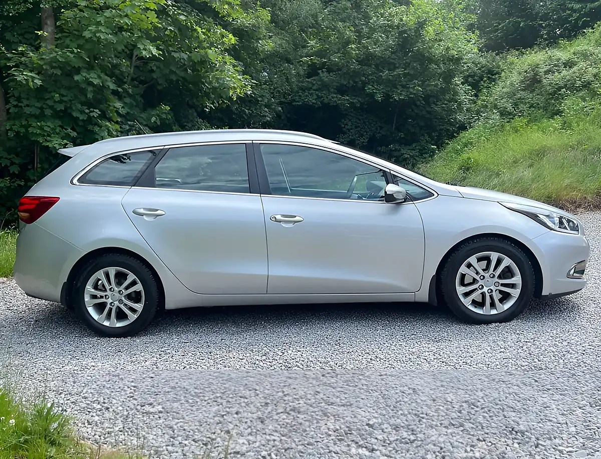 Used 2013 Kia Ceed Ceed 2 Ecodynamics Silver Storm - Interior and Exterior details 2