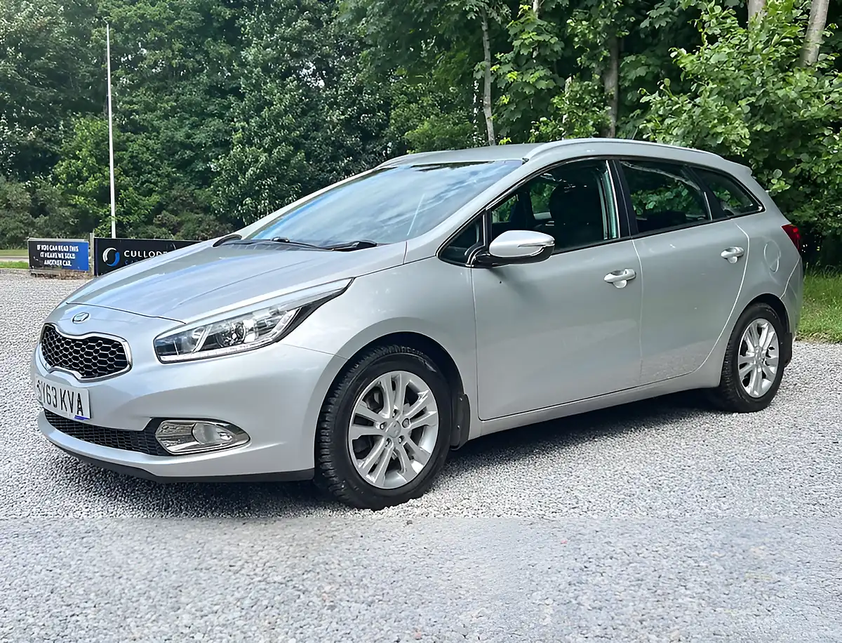 Used 2013 Kia Ceed Ceed 2 Ecodynamics Silver Storm - Interior and Exterior details 7