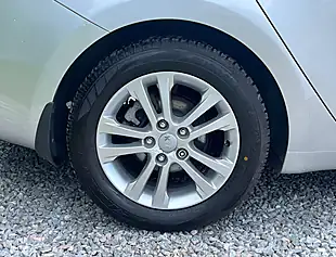 Used 2013 Kia Ceed Ceed 2 Ecodynamics Silver Storm - Interior and Exterior details 9