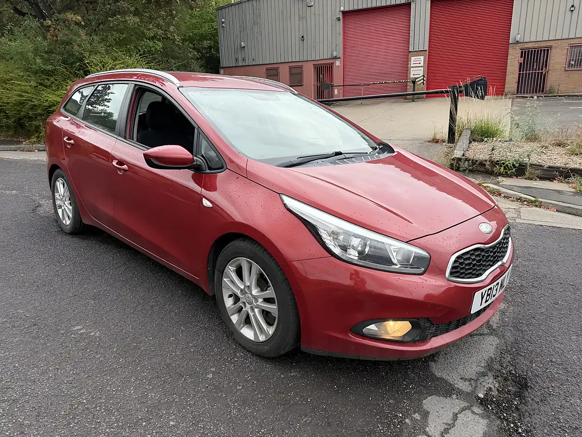 Used 2013 Kia Ceed Ecodynamics 1 Red - Interior and Exterior details 4