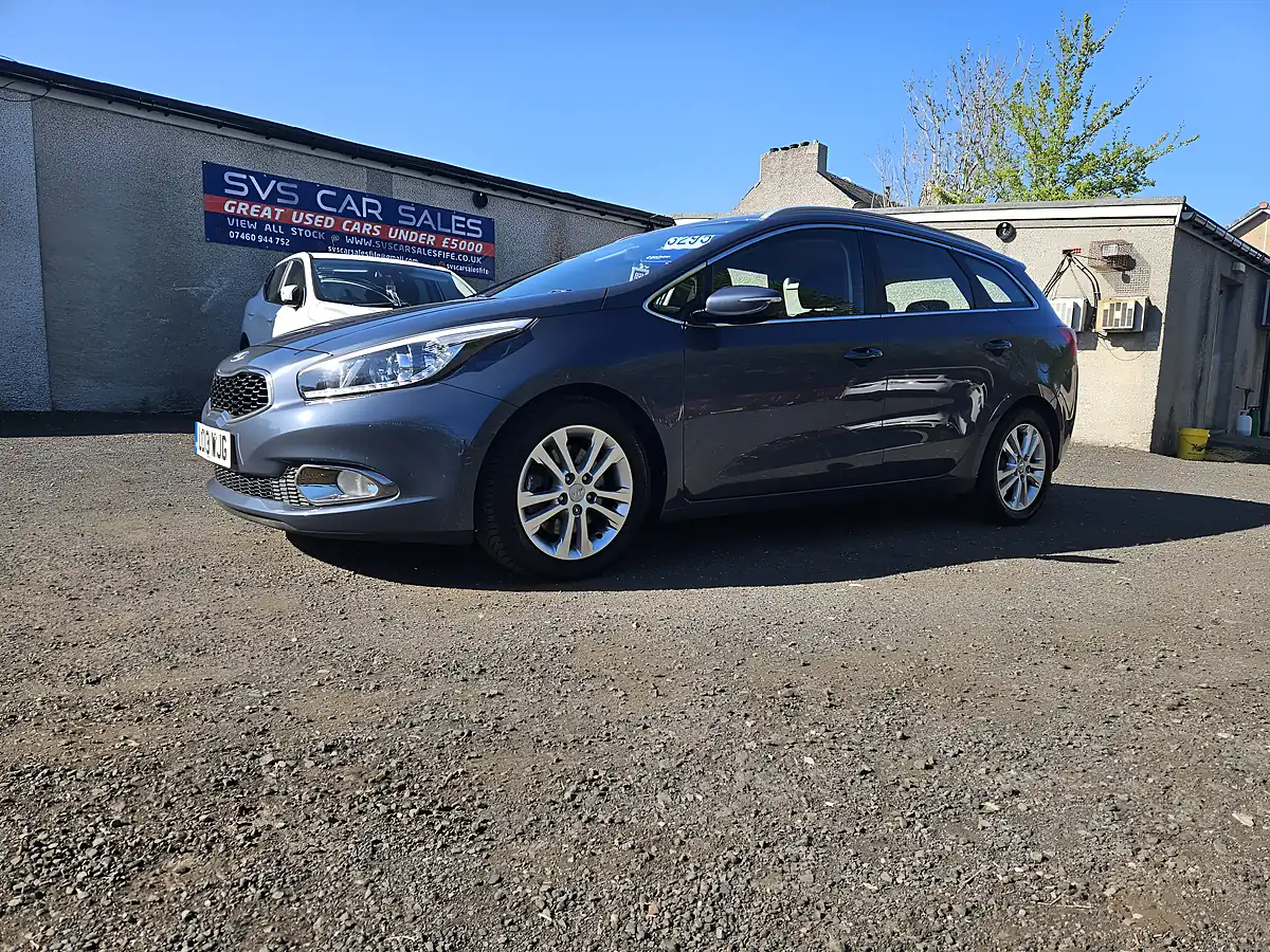 Used 2013 Kia Ceed Ecodynamics 2 Blue - Interior and Exterior details 11