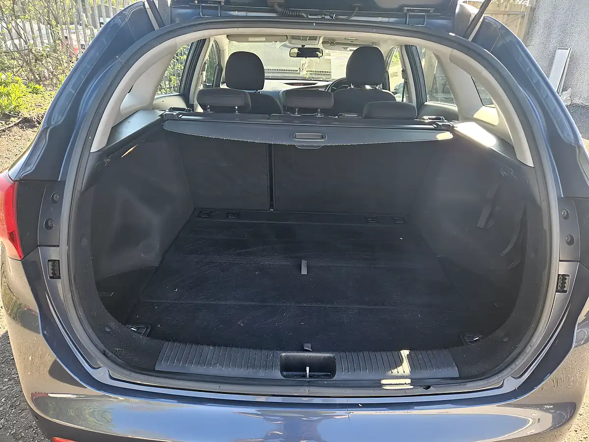 Used 2013 Kia Ceed Ecodynamics 2 Blue - Interior and Exterior details 18