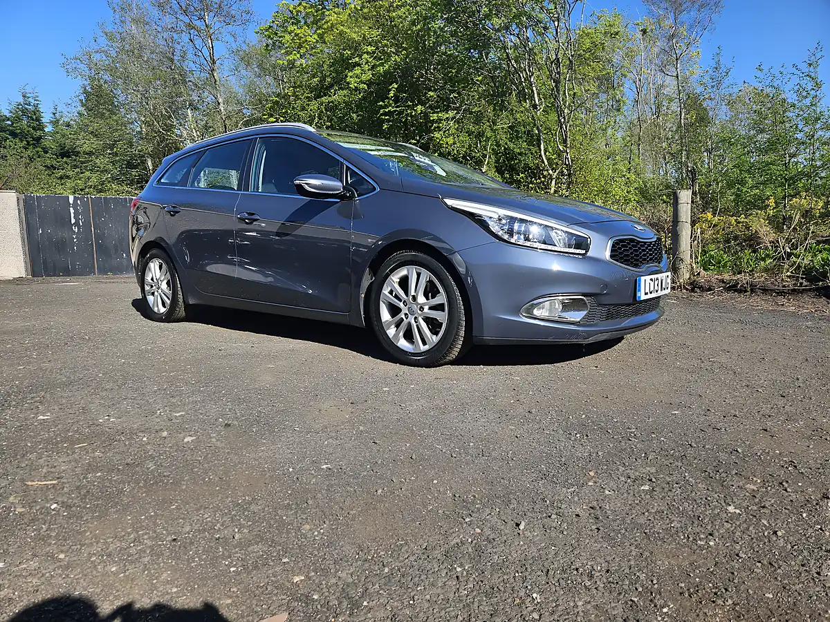 Used 2013 Kia Ceed Ecodynamics 2 Blue - Interior and Exterior details 4