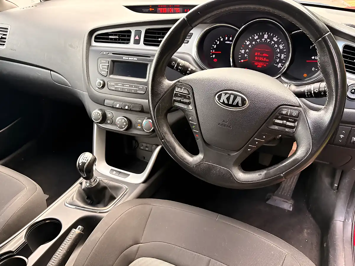 Used 2013 Kia Ceed Ecodynamics 2 Red - Interior and Exterior details 14