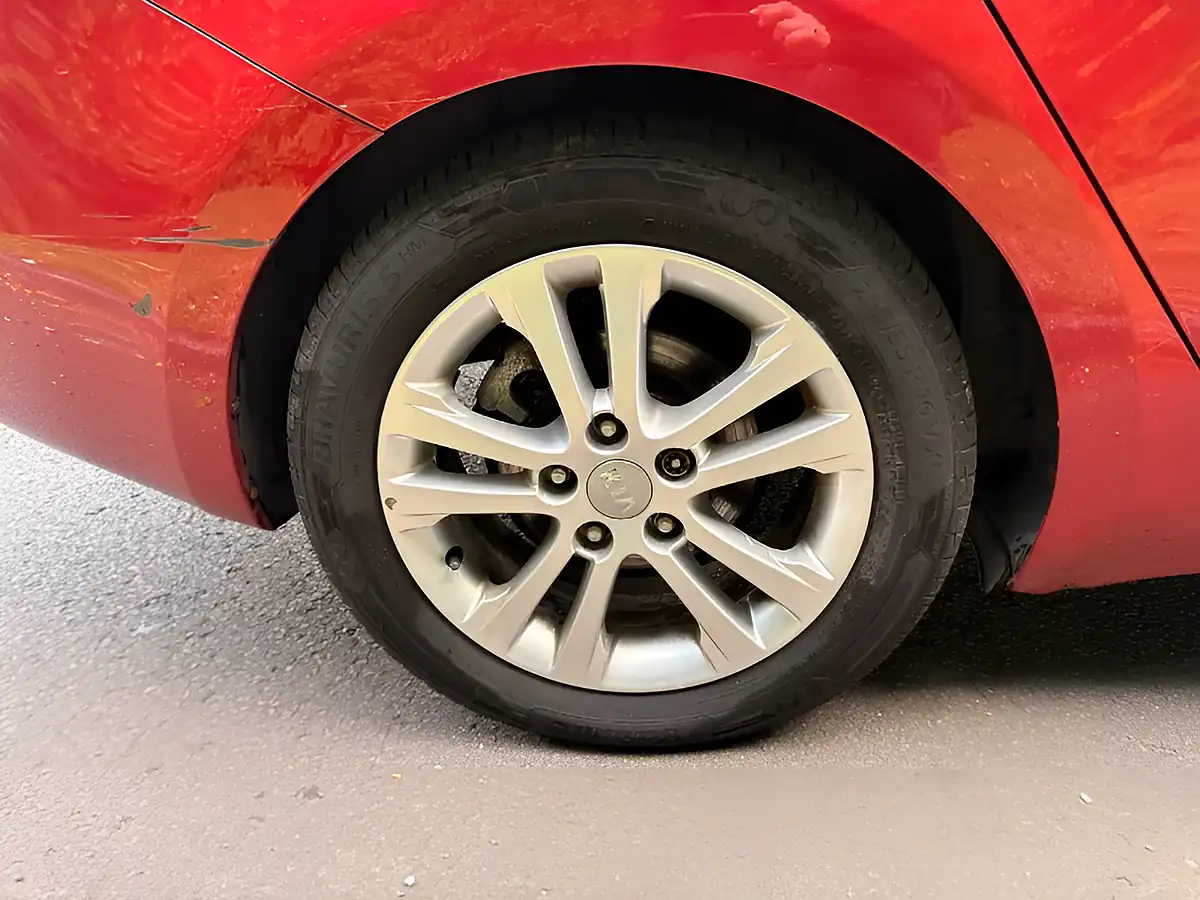 Used 2013 Kia Ceed Ecodynamics 2 Red - Interior and Exterior details 19