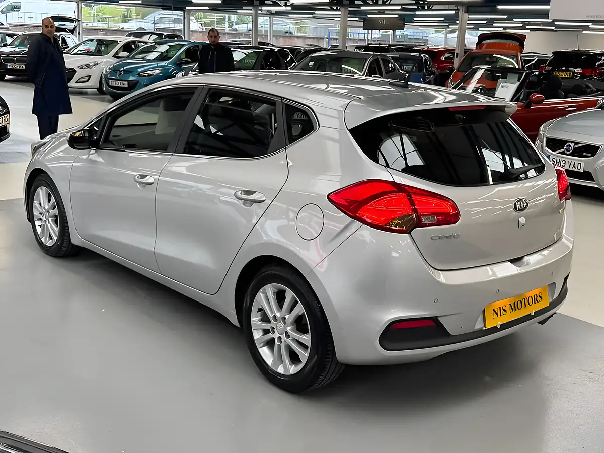 Used 2013 Kia Ceed Ecodynamics 3 Silver - Interior and Exterior details 3