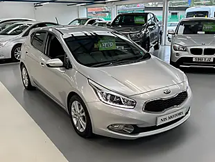 Used 2013 Kia Ceed Ecodynamics 3 Silver - Interior and Exterior details 5