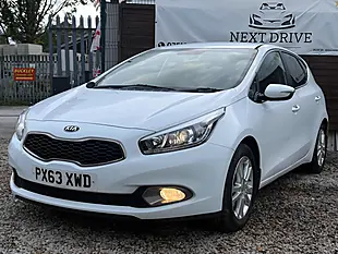 Used 2013 Kia Ceed Ecodynamics 3 White - Interior and Exterior details 3