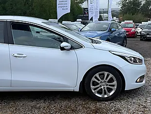 Used 2013 Kia Ceed Ecodynamics 3 White - Interior and Exterior details 9