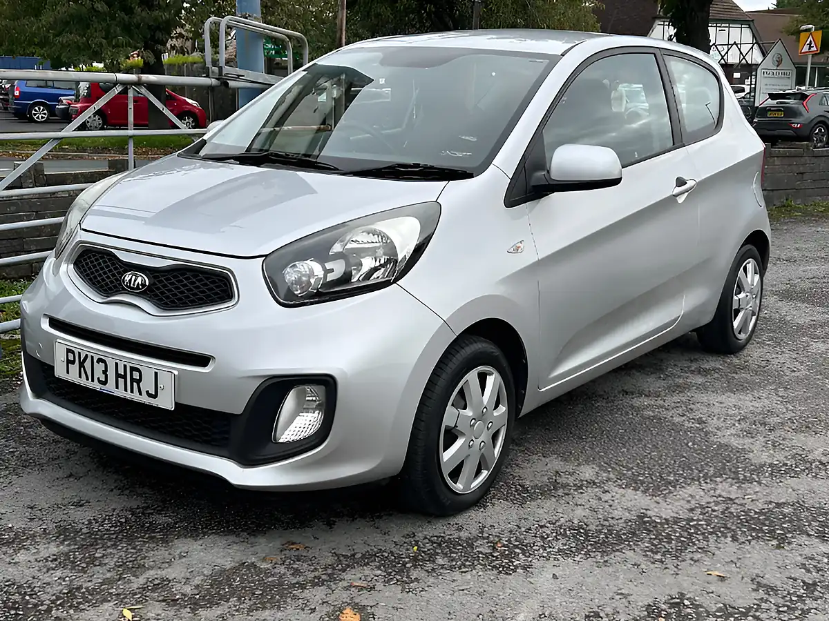 Used 2013 Kia Picanto 1 Silver - Interior and Exterior details 2