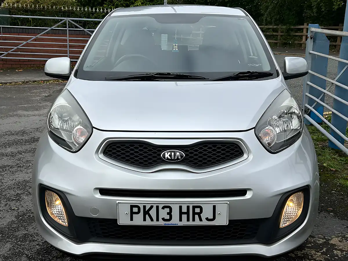 Used 2013 Kia Picanto 1 Silver - Interior and Exterior details 9