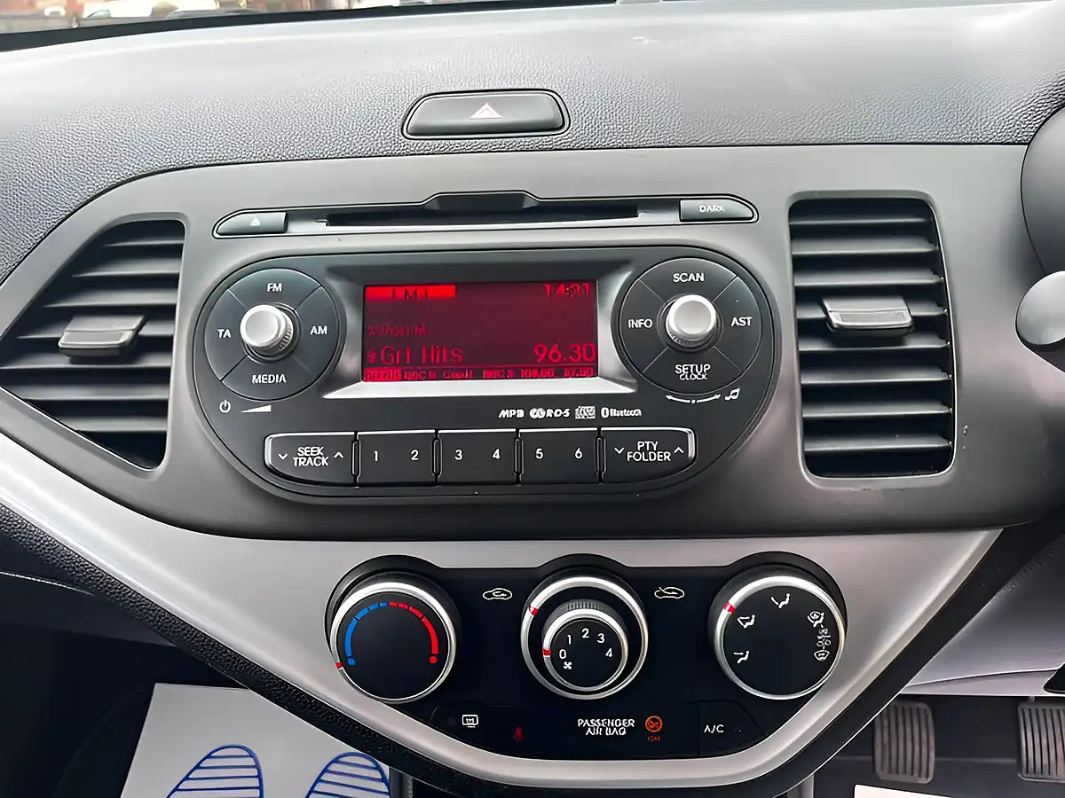 Used 2013 Kia Picanto 2 Blaze Red - Interior and Exterior details 12