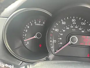 Used 2013 Kia Picanto 2 Green - Interior and Exterior details 17