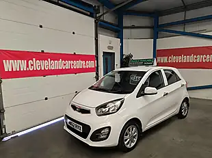 Used 2013 Kia Picanto 2 White - Interior and Exterior details 11