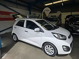 Used 2013 Kia Picanto 2 White - Interior and Exterior details 7