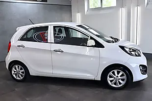 Used 2013 Kia Picanto 2 White - Interior and Exterior details 10