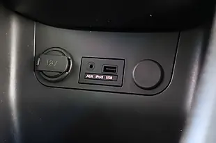 Used 2013 Kia Picanto 2 White - Interior and Exterior details 12