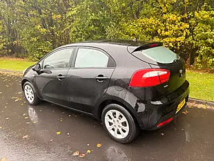 Used 2013 Kia Rio 1 Black - Interior and Exterior details 5