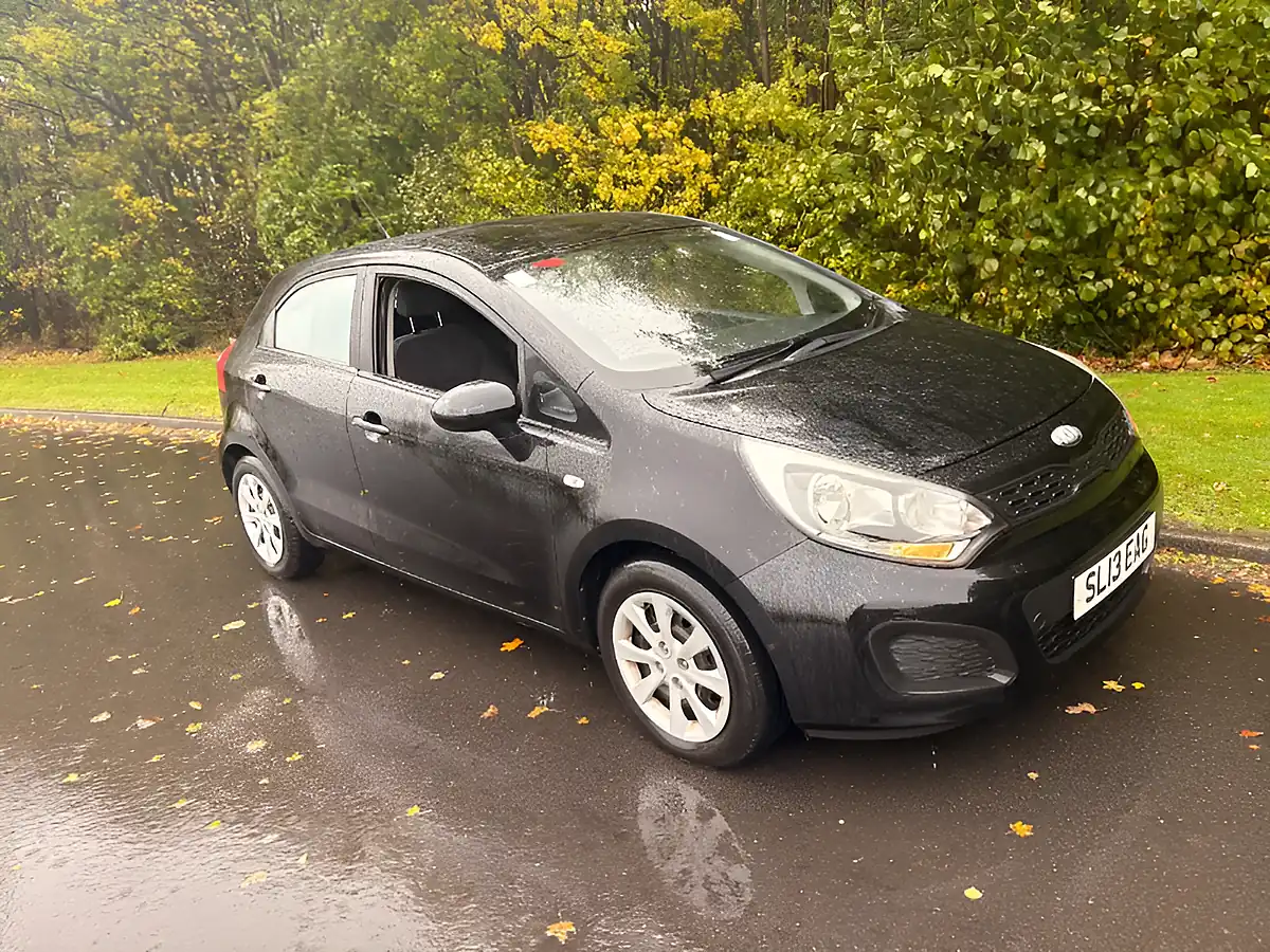Used 2013 Kia Rio 1 Black - Interior and Exterior details 6