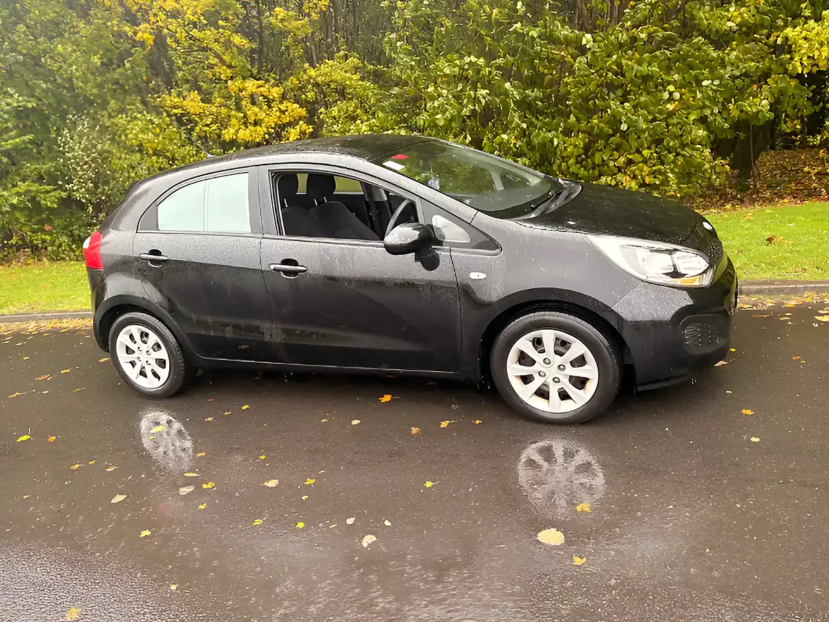 Used 2013 Kia Rio 1 Black - Interior and Exterior details 7