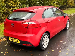Used 2013 Kia Rio 1 Red - Interior and Exterior details 5