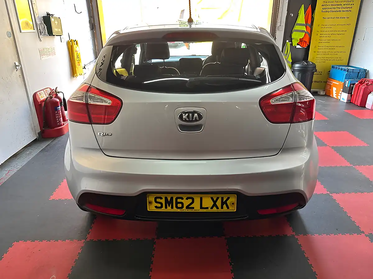 Used 2013 Kia Rio 1 Silver - Interior and Exterior details 6