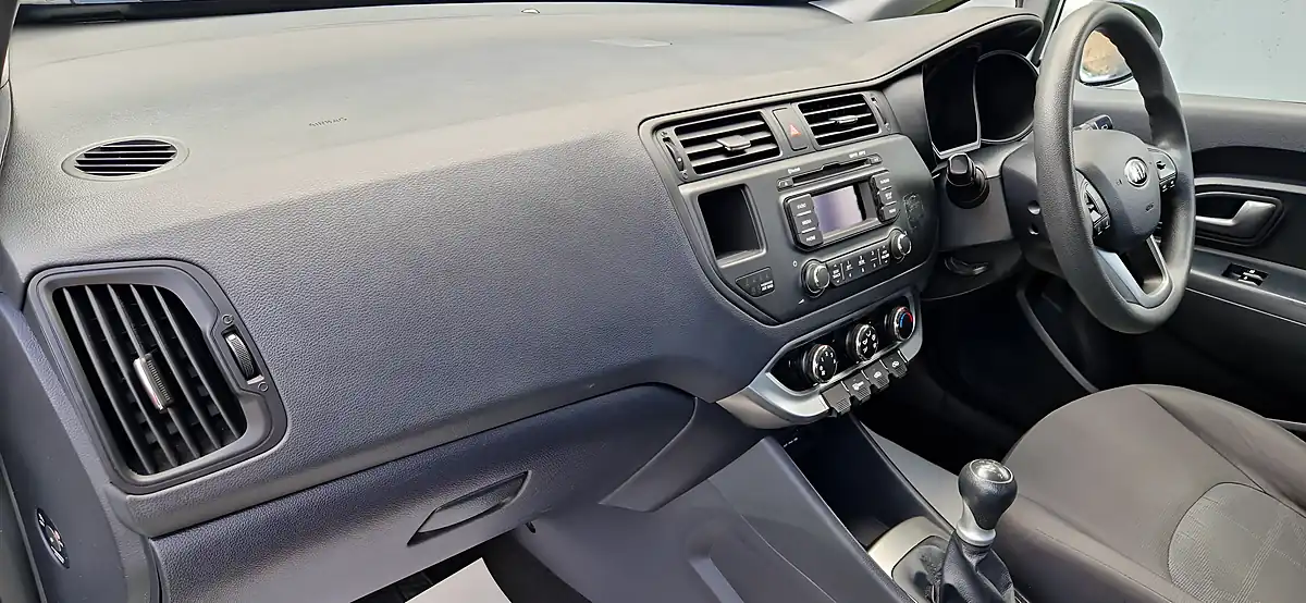 Used 2013 Kia Rio 1 White - Interior and Exterior details 12