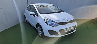 Used 2013 Kia Rio 1 White - Interior and Exterior details 3