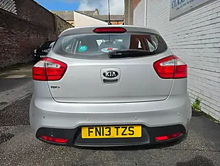 Used 2013 Kia Rio 2 Silver - Interior and Exterior details 3