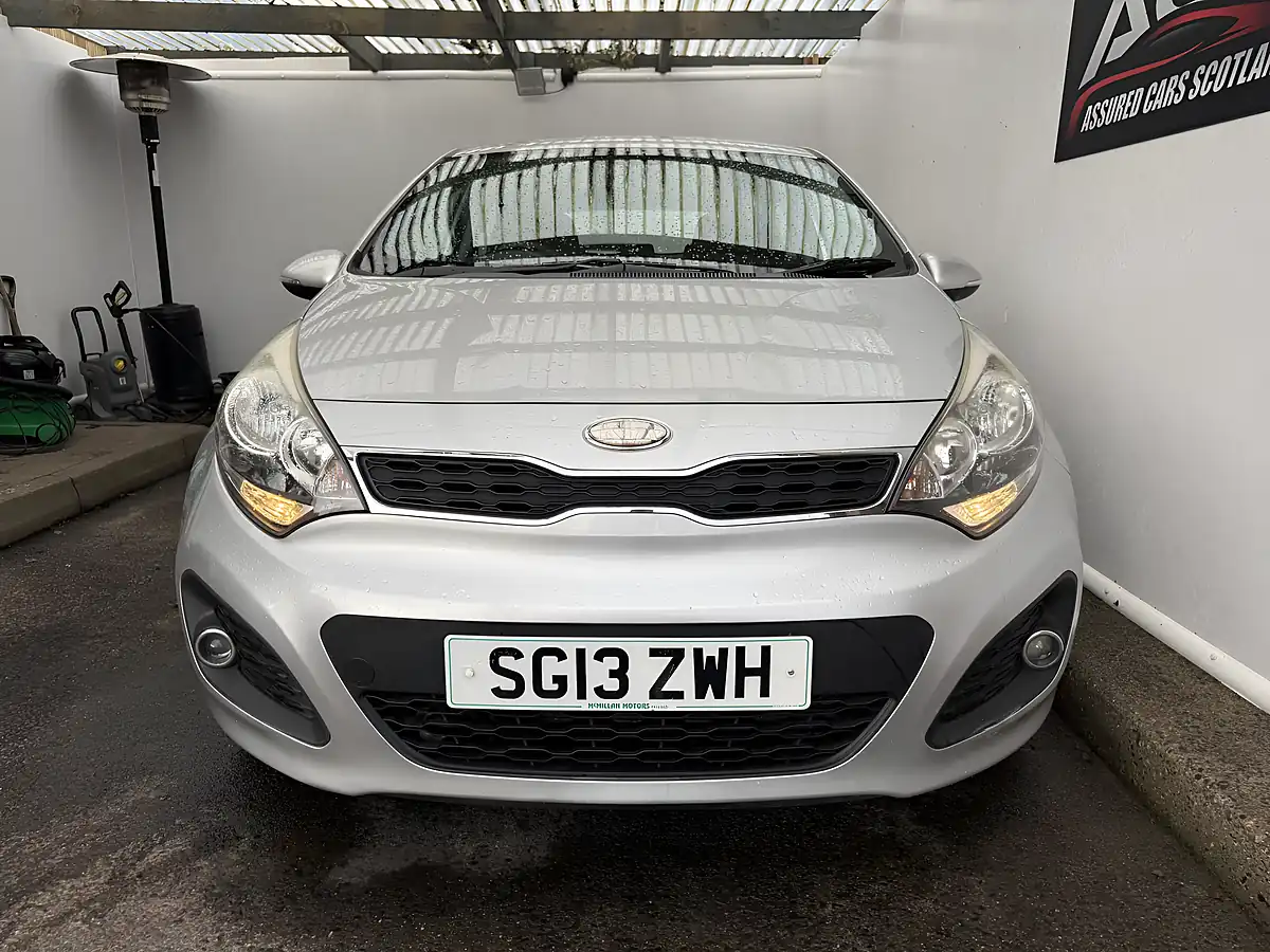 Used 2013 Kia Rio 2 Silver - Interior and Exterior details 10