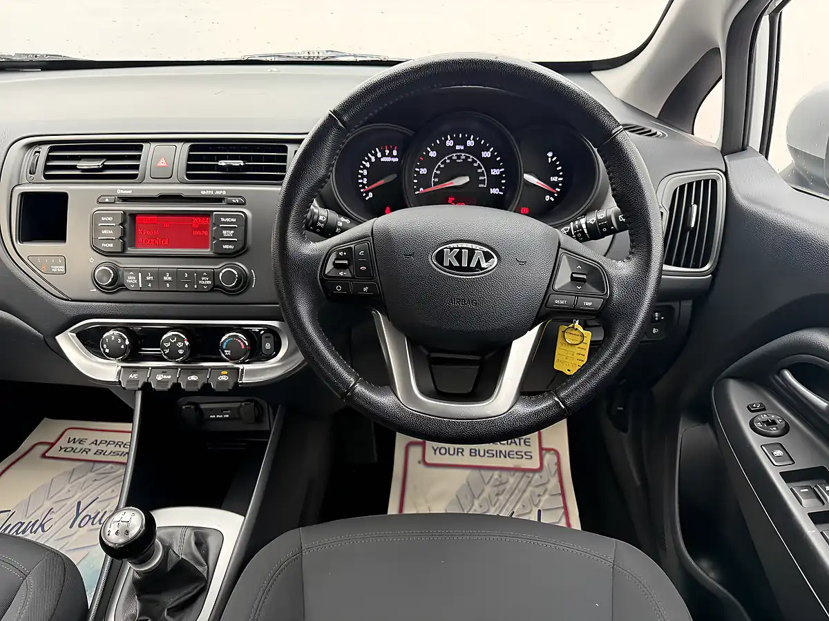 Used 2013 Kia Rio 2 Silver - Interior and Exterior details 16