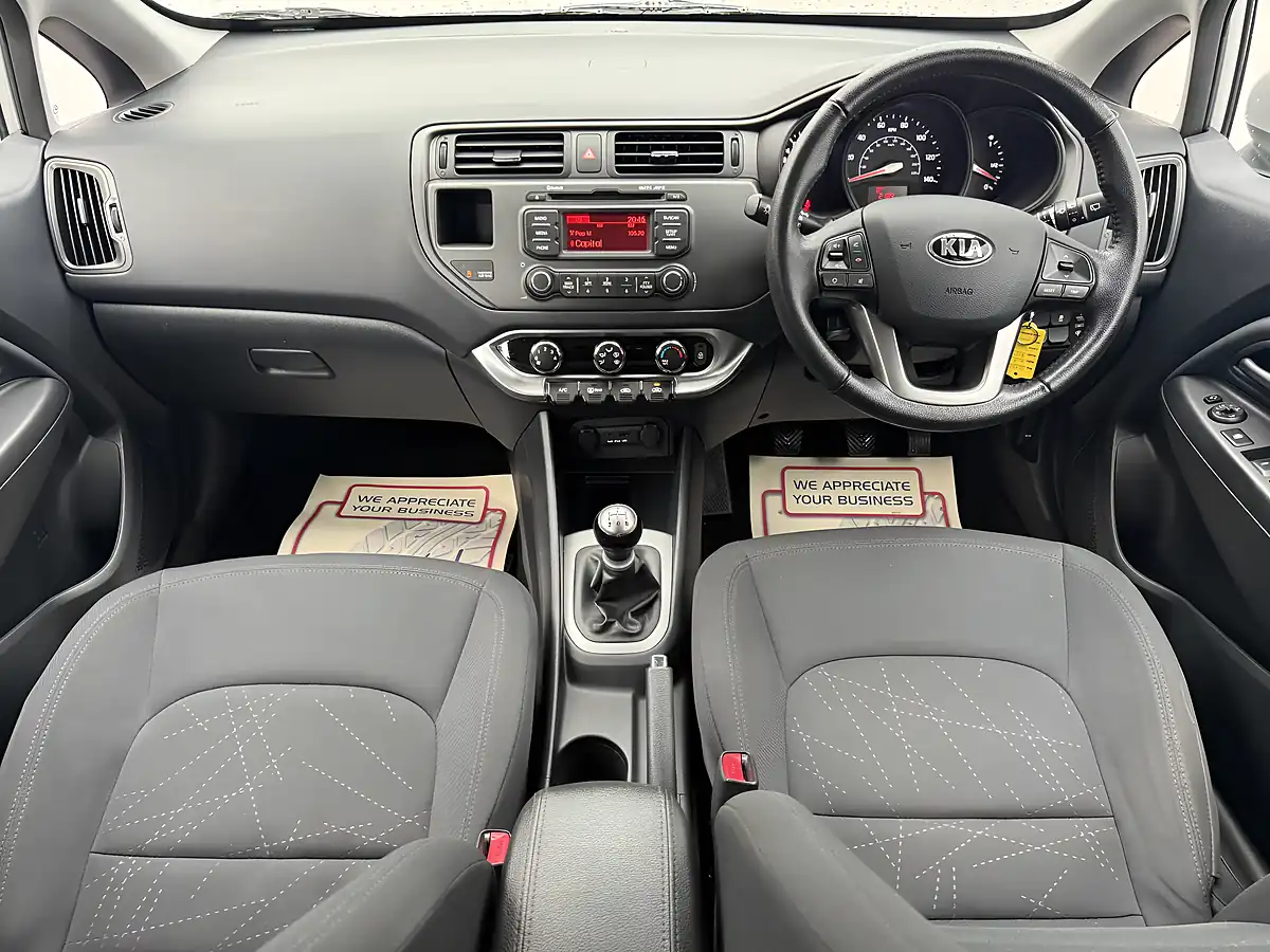 Used 2013 Kia Rio 2 Silver - Interior and Exterior details 7